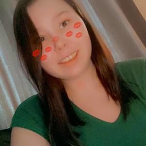 Meet your Posher, Cassandra